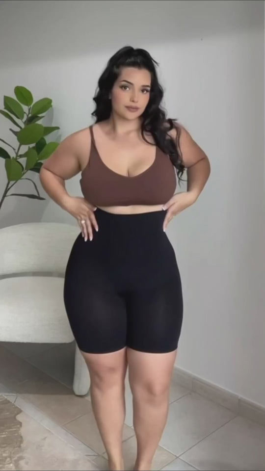 Biker Shaper: Descubre el Secreto para un Abdomen Plano y una Figura Femenina Ideal. El mirarte al espejo ya no será una tortura, será un placer.